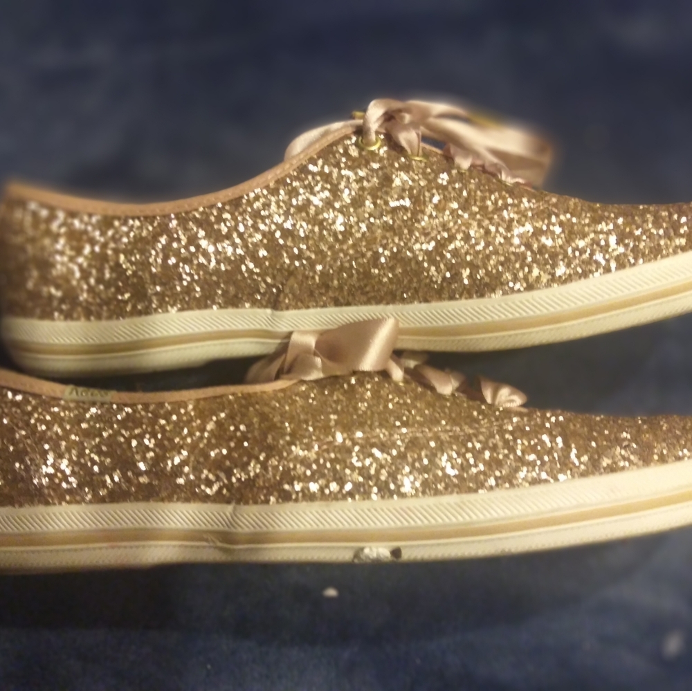 2 pairs of women's shoes. Kate spade and vans